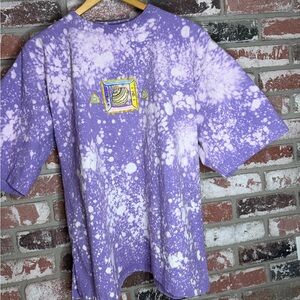 Vintage SK Sport Embroidered Framed Seashell Bleach Splatter Short Sleeve Tshirt